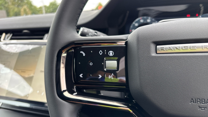 Land Rover Range Rover Evoque 2.0 D200 Hoxton Edition 5dr Auto Diesel Hatchback - Image 37